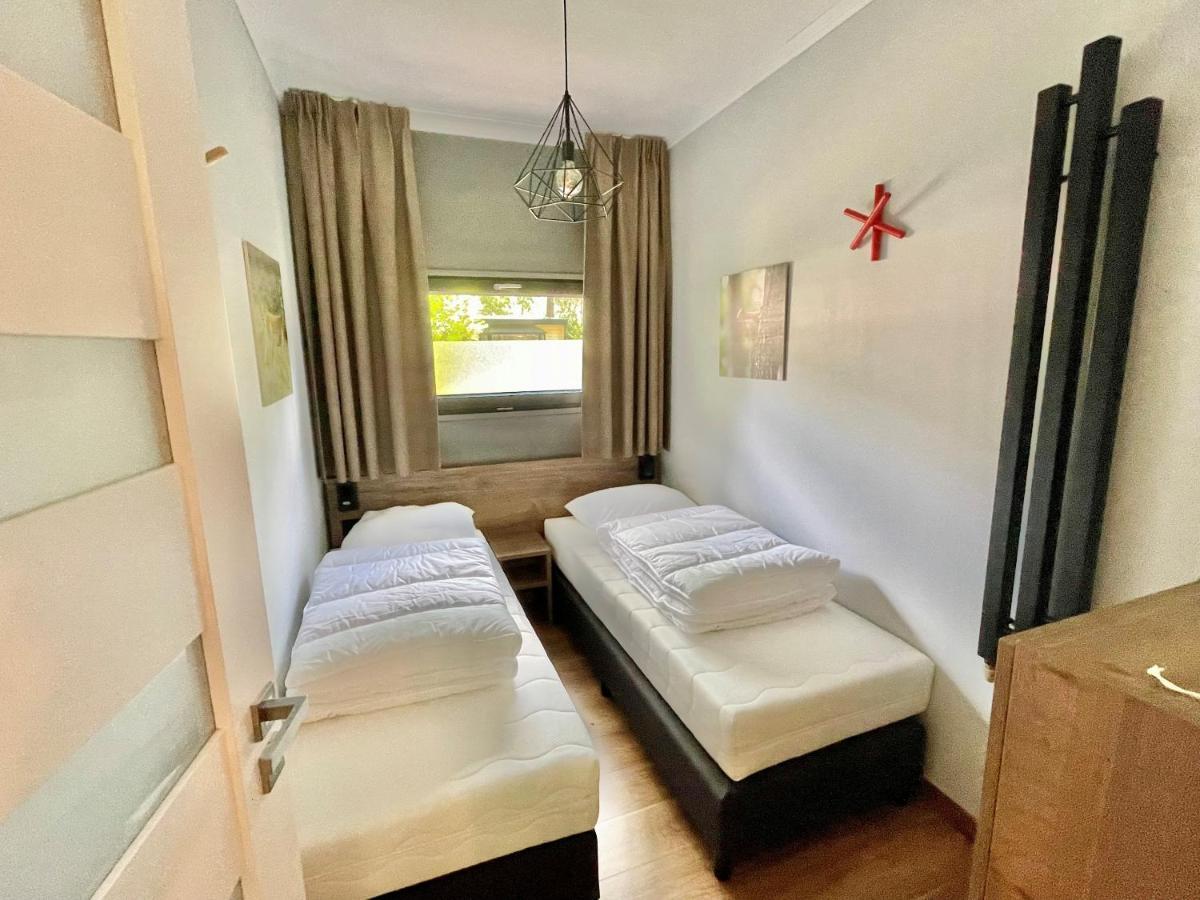 Cosy Tiny Lodges - Vakantiepark Kempenbos Diessen Extérieur photo